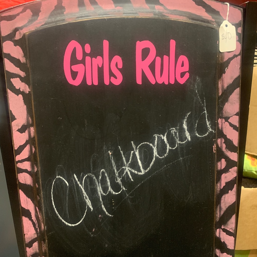 Girls Rule Chalkboard - Picture 1 of 2